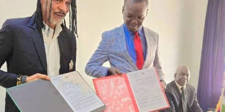 Rigobert Song a officiellement signé son contrat de sélectionneur nationales des Fauves de la Centrafrique.